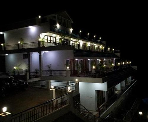 Mount N Mist Hotel Найнитал Экстерьер фото